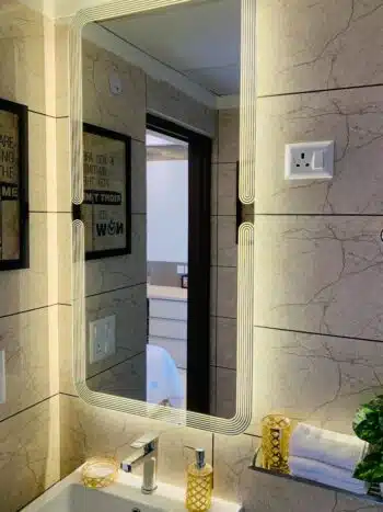 Contemporary LED Light Mirror with Touch Sensor & Dimmer – Warm White Lights by MW