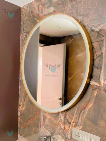 Raspberry Pi Smart Mirror with integrated display